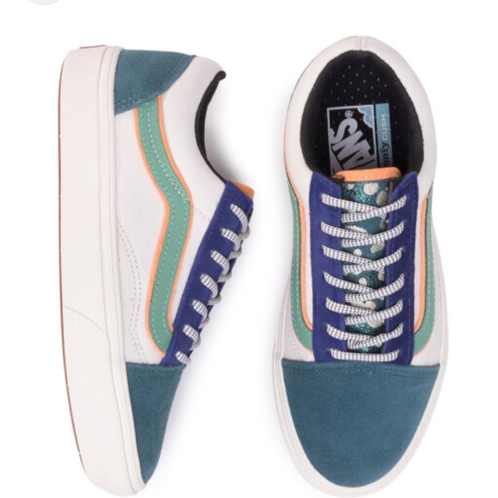 Vans - Womens- Comfycush - Old Skool - (Bugs) Balsam/Marshmallow